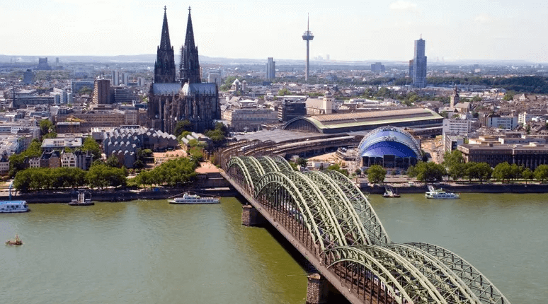 City:Qnbwbx3958c= Cologne