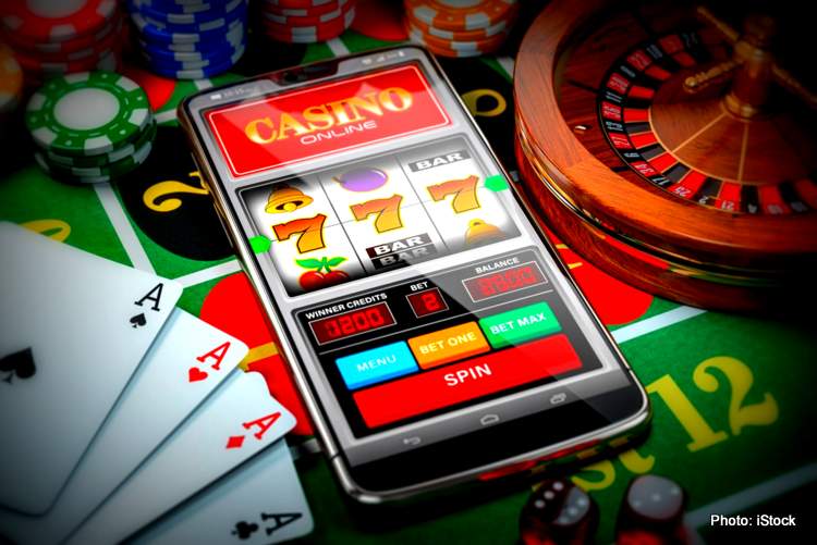 Experience Unmatched Entertainment at Casino DelOro UK